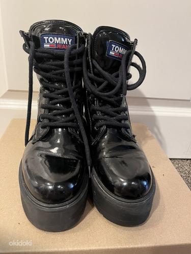 Tommy Jeans kleit ja saapad (foto #3)