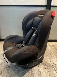 Детское автокресло Welldon (2 фото из 9)