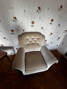 Diivan ja tugitool (2 foto / 2)
