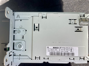 RCD-310 BOSCH (2012) VW Golf 6 (2 foto / 3)