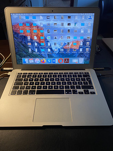 Macbook Air 13,3 tolli 8 GB RAM 251GB (1 foto / 5)