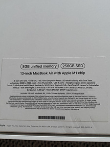 13-inch Mac Book Air with Apple M1 chip (6 foto / 8)