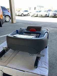 Turvahälli isofix alus (2 foto / 3)