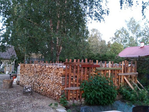 Дрова (2 фото из 2)