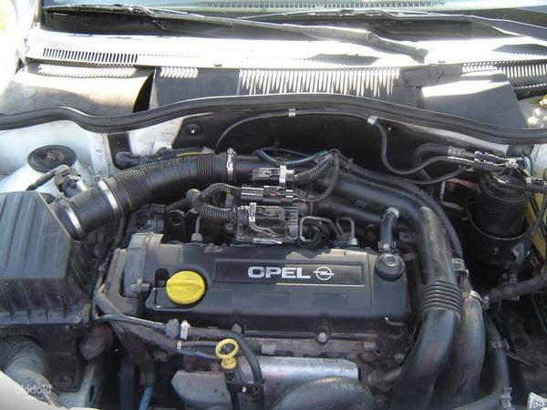 Opel Combo (фото #7)