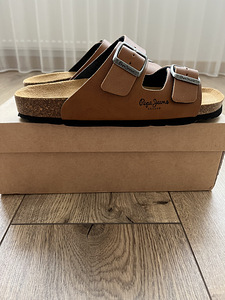 Plätud Pepe Jeans (suurus 38) (9 foto / 10)