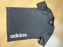 Спортивная футболка Adidas