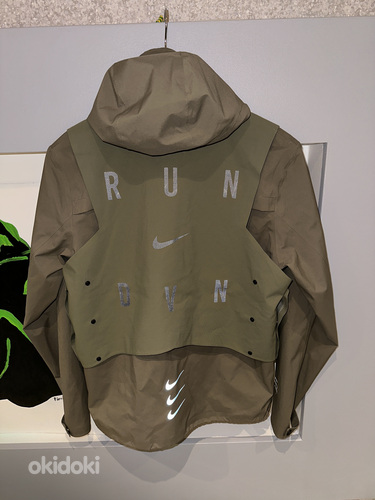 Беговая куртка Nike Storm-FIT Run Division размера XS также (фото #1)