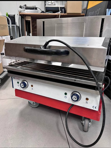 Hendi Salamander grill 600