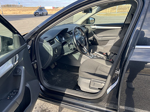 Skoda Octavia 1.6 85kW (7 foto / 11)