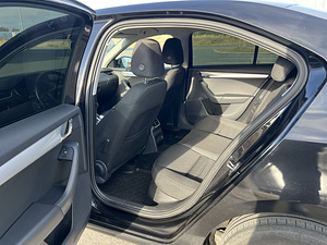 Skoda Octavia 1.6 85kW (8 foto / 11)