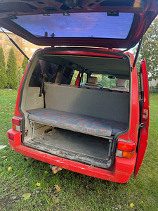На запчасти T4 Multivan (6 фото из 10)