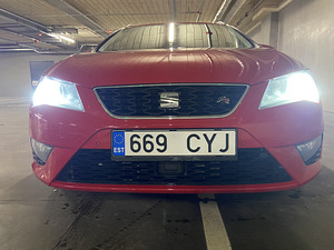 Seat Leon FR 2.0 TDi 135kw (3 foto / 15)