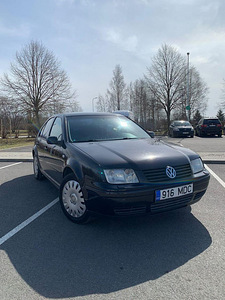 Volkswagen Bora 1.6 2002 (2 foto / 6)