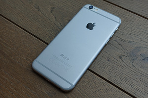 iPhone 6 (новая батарея) (2 фото из 3)