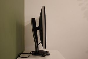 Dell Ultrasharp U2412M 24" 1920 x 1200 IPS (3 foto / 5)