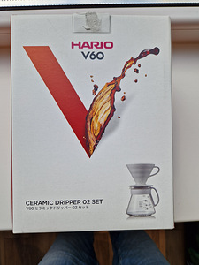 HARIO V60-02 keraamiline kohvitilguti, valge (1 foto / 2)