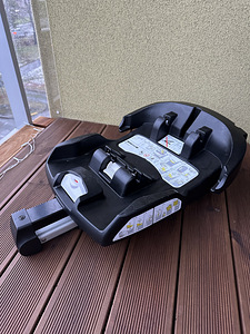 Turvahäll Doona koos Isofix alusega (4 foto / 5)