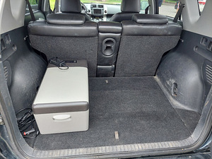 Toyota Rav4 (8 фото из 9)