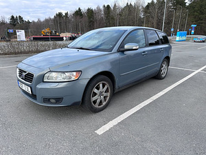 Volvo V50 2008 Diisel manuaal (2 foto / 10)