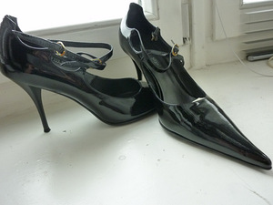 Туфли лакированные черные,39 размер