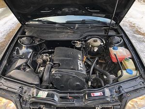 Audi A6 C4 1.9TDI (8 foto / 15)