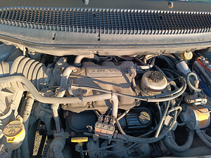 Chrysler Town and Country 3,8 LPG (5 foto / 9)
