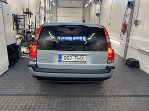 Volvo V70 2.4 125kw (3 foto / 8)