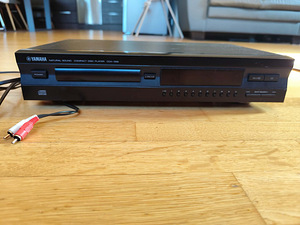Yamaha cdx396 (1 foto / 1)