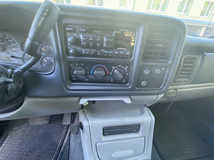 Chevrolet Tahoe 5.3 201kW (13 foto / 15)