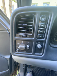 Chevrolet Tahoe 5.3 201kW (14 foto / 15)