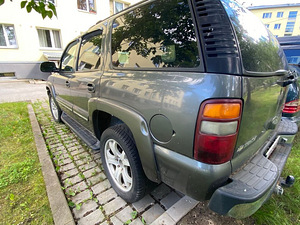 Chevrolet Tahoe 5.3 2001 (3 foto / 10)