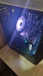 PC ( rtx 3070 + i5-13400f ) (1 foto / 2)