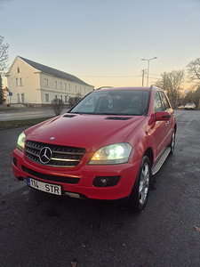 Mercedes-Benz ML W164 320 CDI (1 foto / 15)