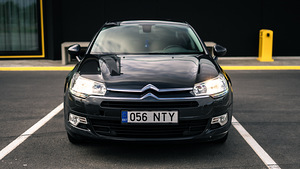Citroen C5 1.6 HDI Auto (2 foto / 15)