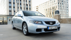Honda Accord 2.2l 103kw (7 foto / 14)