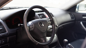 Honda Accord 2.2l 103kw (10 foto / 14)
