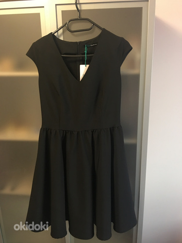 Uus kleit voodriga, suurus S (foto #1)