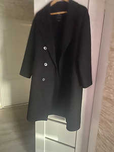 Пальто Zara в идеальном состоянии, размер S