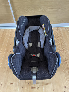 Maxicosi turvahäll Cabriofix 0-13kg (1 foto / 5)