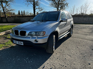 BMW х5 (6 фото из 8)