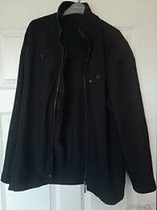 Мужская куртка размер L