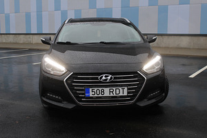 Hyundai I40 WAGON Limited edition 1.7CRDi 2015a. (2 foto / 9)