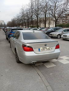 BMW 525i 2005 (4 foto / 14)