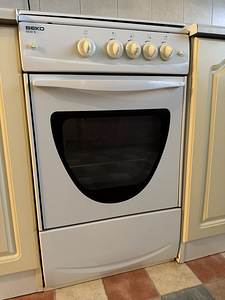 Gaasipliit Beko 5512 G (1 foto / 2)