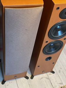Ресивер YAMAHA RX-V457 + DVD-плеер + комплект колонок (2 фото из 9)