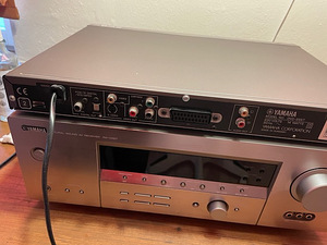 Ресивер YAMAHA RX-V457 + DVD-плеер + комплект колонок (9 фото из 9)