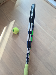 Uus hind! Täiskasvanute tennise reket Babolat (4 foto / 8)