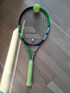 Uus hind! Täiskasvanute tennise reket Babolat (8 foto / 8)