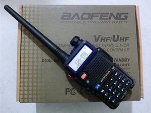 Радиостанция Baofeng UV-5R новая